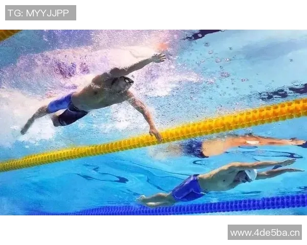 仰泳技巧解析:从入水到转身全面提升游泳水平的关键要素 仰泳技巧解析:从入水到转身全面提升游泳水平的关键要素